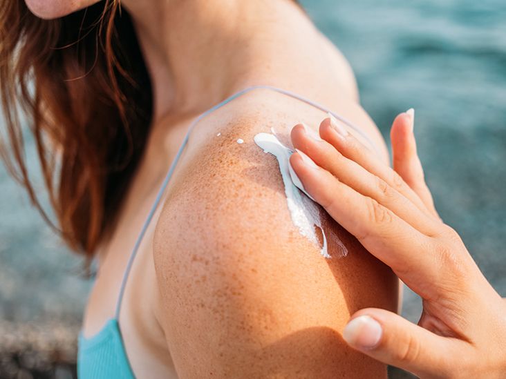 What’s the Difference Between Physical and Chemical Sunscreen?